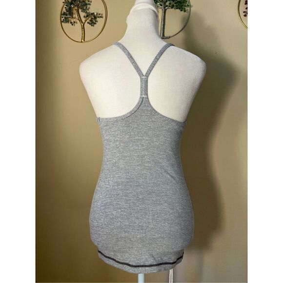 Lululemon Power Y Heathered Black Gray White Tonka Stripe Tank Top Size 4 - Picture 2 of 7